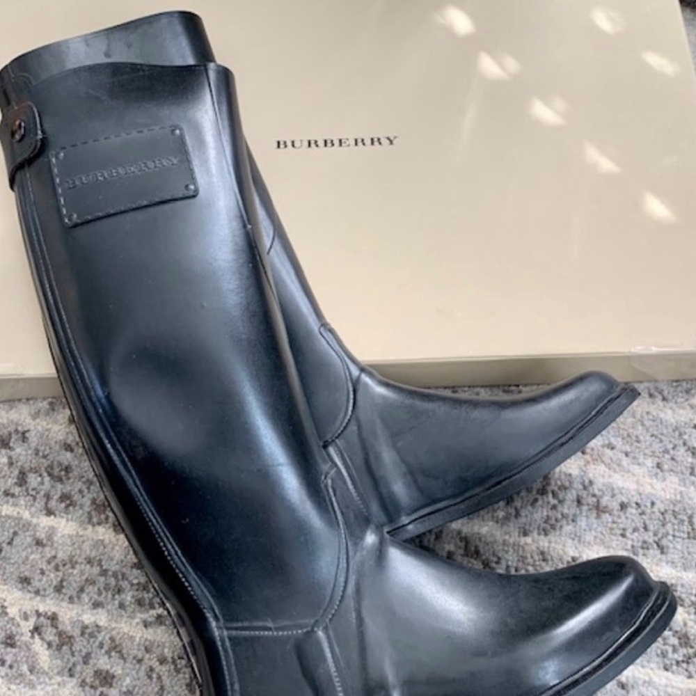 Burberry riding Black Rubber Boots